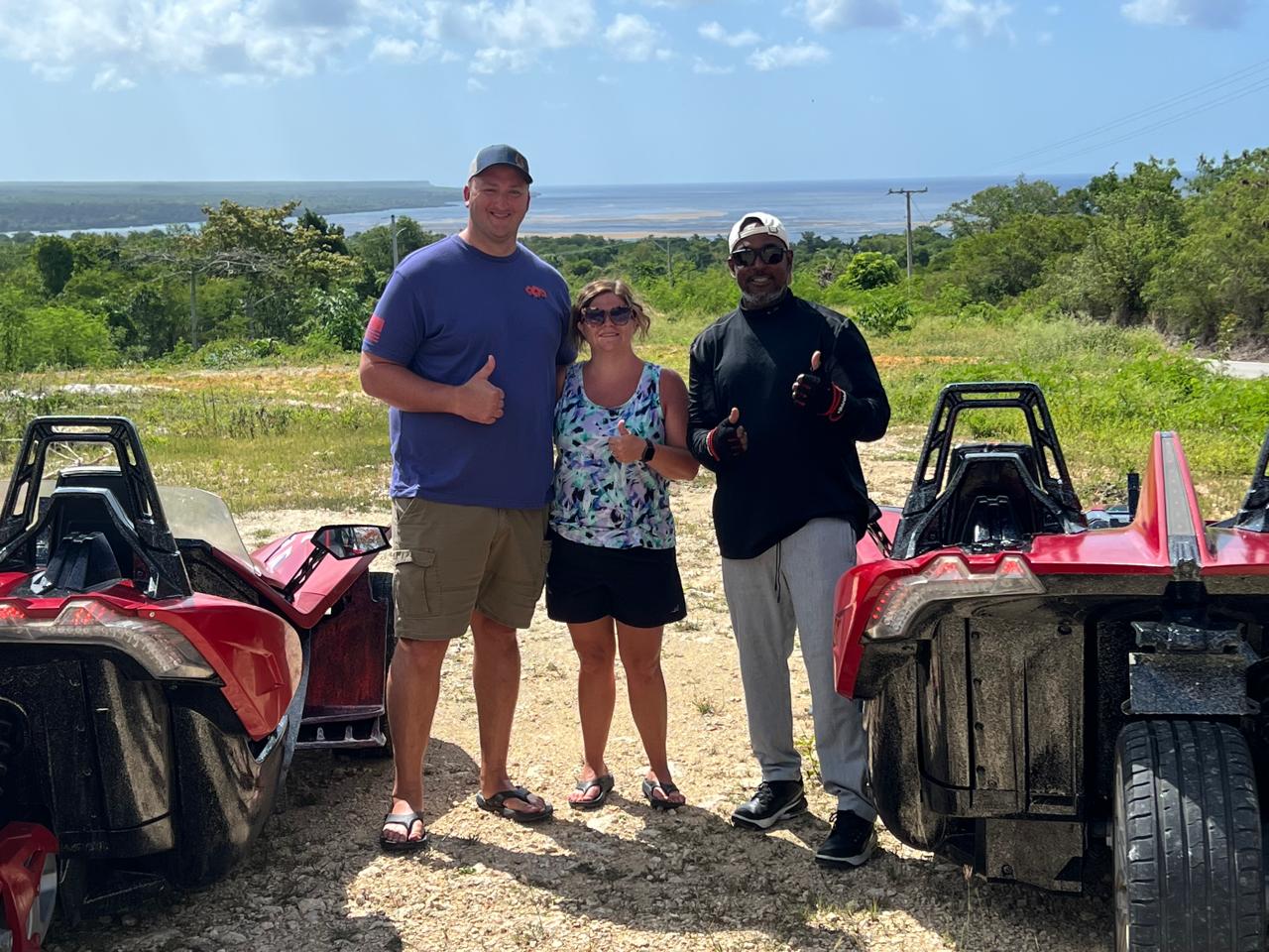 “Tourists driving slingshot at Yuma scenic viewpoint in Boca de Yuma”